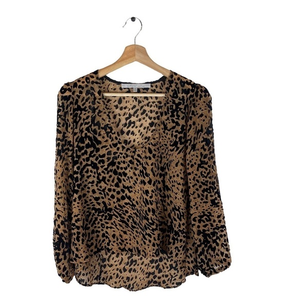 Lovers + Friends Daydream Leopard Print Top Size Small - Picture 2 of 7